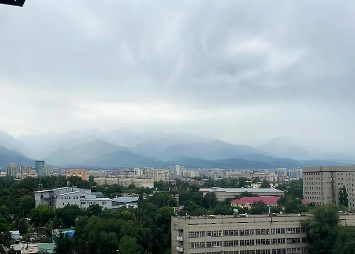 Medinahotelkz, #69, Вид На Горы И Закат, До Арбата 15 Мин Пешком, Halal